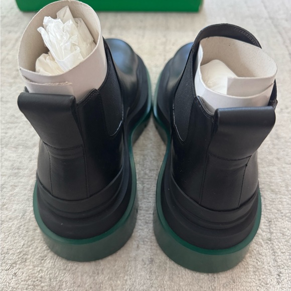 NWT Bottega Veneta Black Leather Boots - Picture 4 of 6